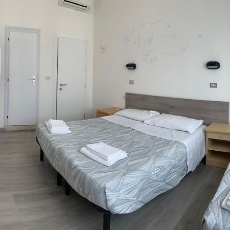 Hotel Laika Rimini Exterior photo
