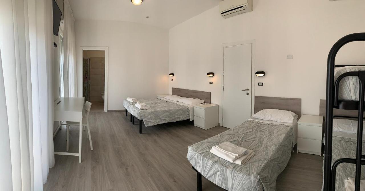 Hotel Laika Rimini Exterior photo